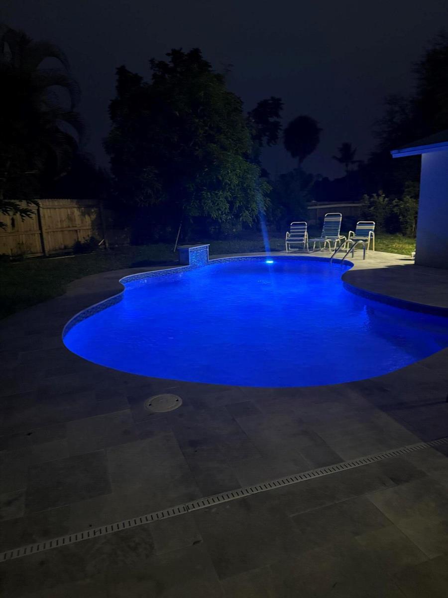 6739 Patricia Drive, West Palm Beach FL 33413 photo 4