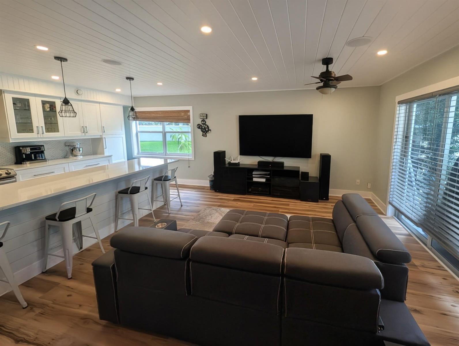163 SEABREEZE Circle, Jupiter FL 33477 photo 5