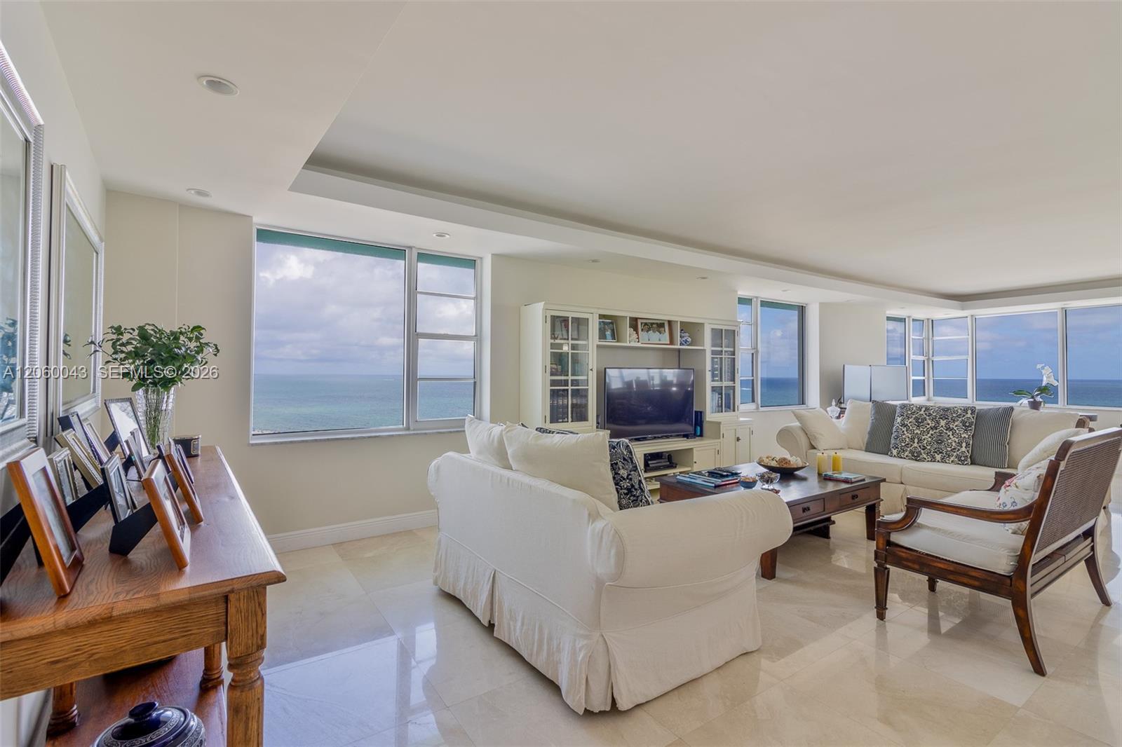 5255 Collins Ave # 11E, Miami Beach FL 33140