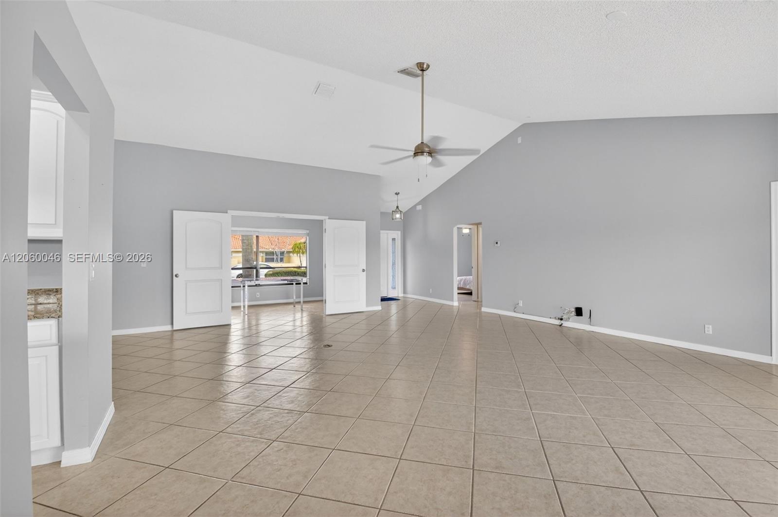 6043 Sunberry Circle, Boynton Beach FL 33437 photo 4