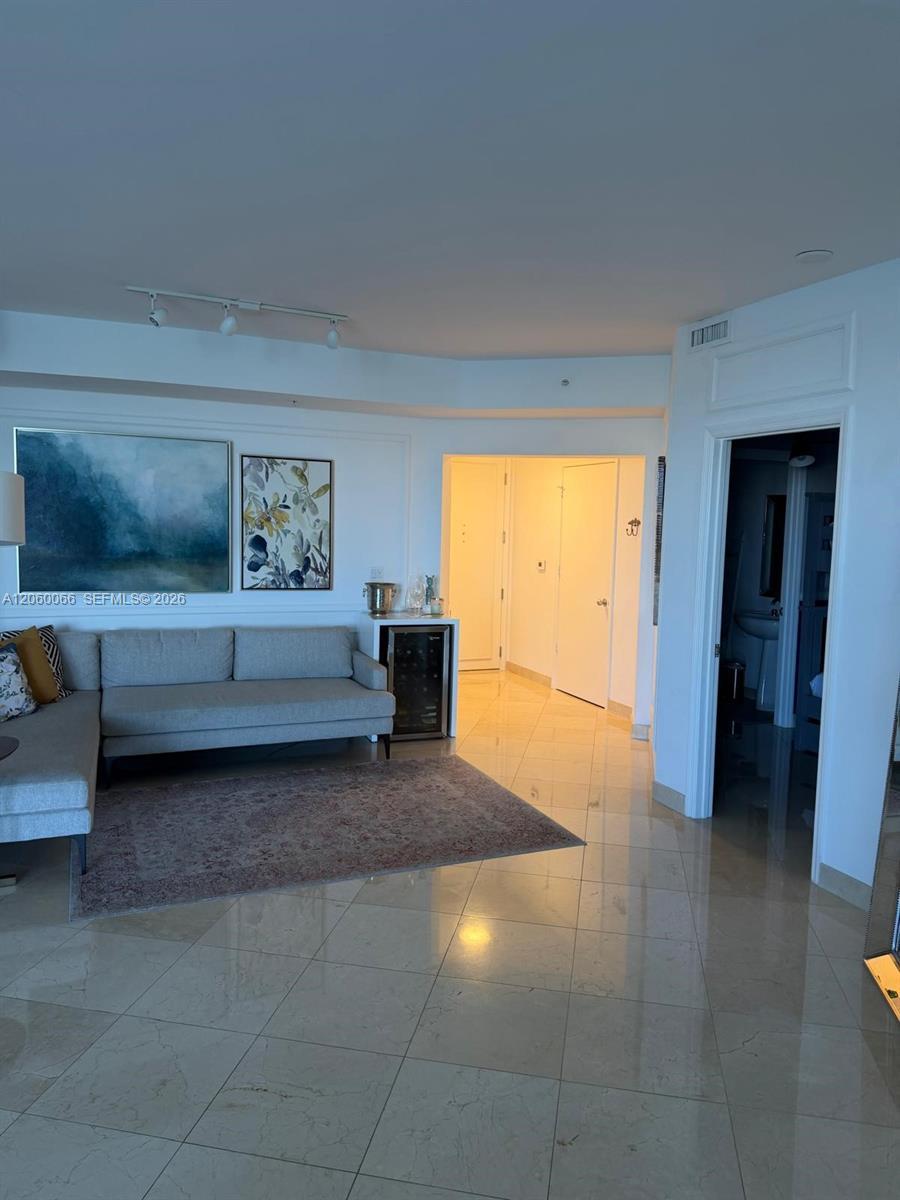 848 Brickell Key Dr # 1102, Miami FL 33131 photo 2