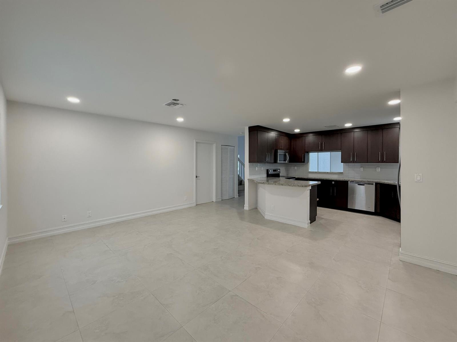21440 Millbrook Court, Boca Raton FL 33498 photo 3
