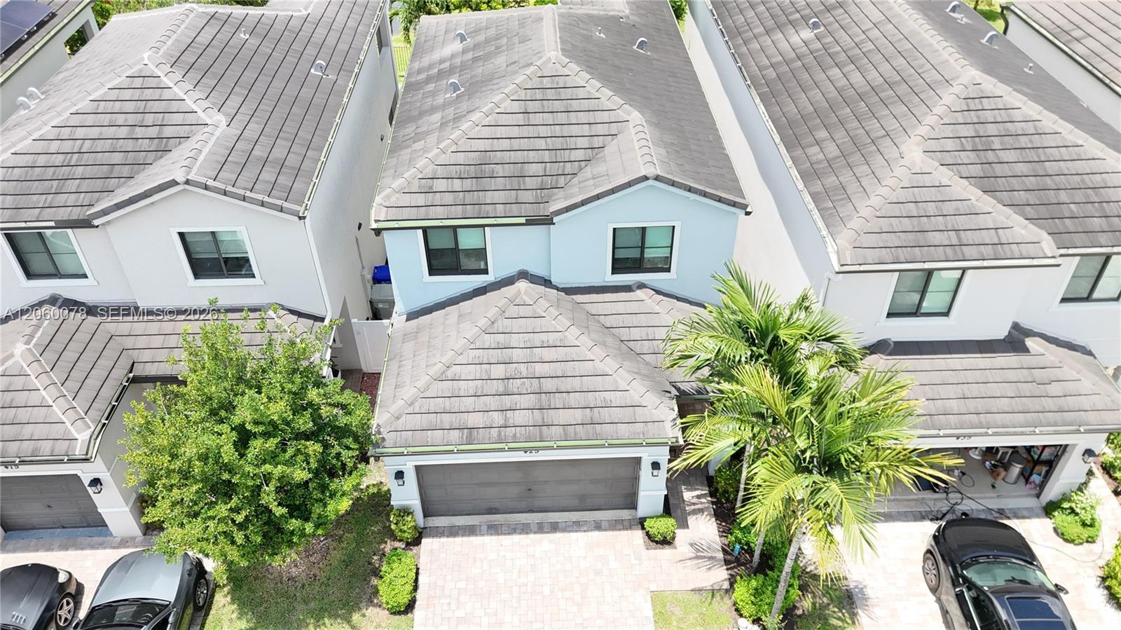 425 NW 33rd Ln, Pompano Beach FL 33069 photo 2
