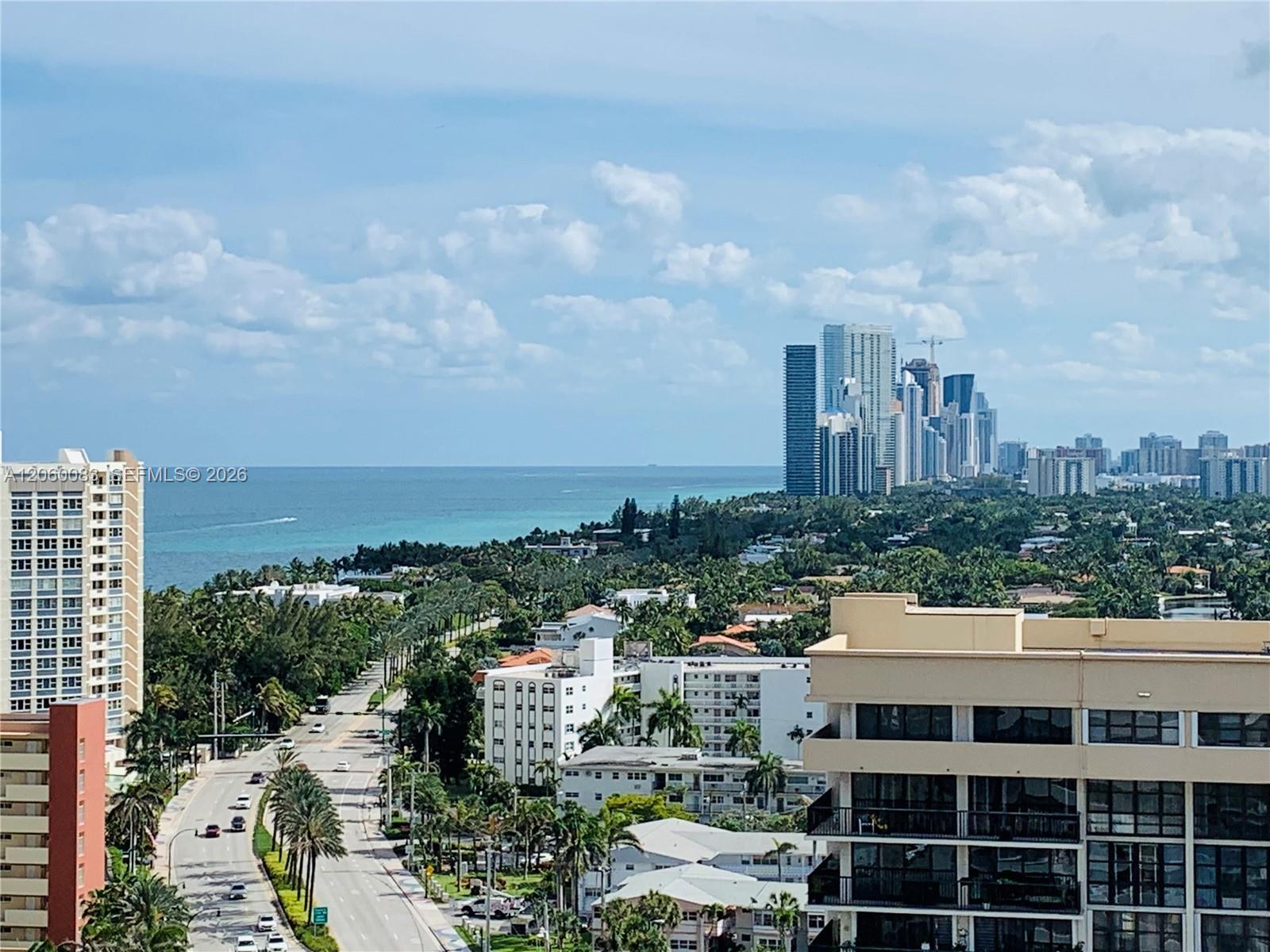 Hallandale Beach, FL