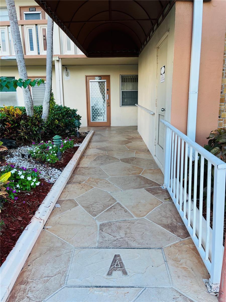 1010 Newcastle A # 1010, Boca Raton FL 33434 photo 4