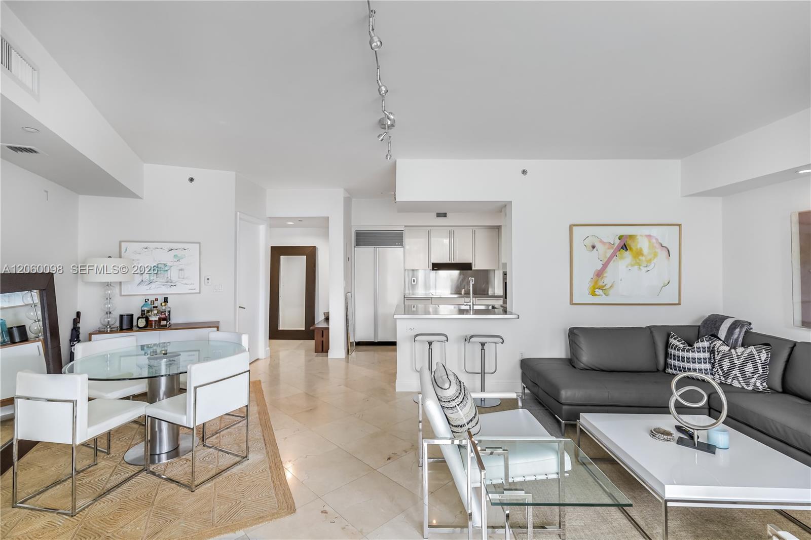 1000 S Pointe Dr # 506, Miami Beach FL 33139