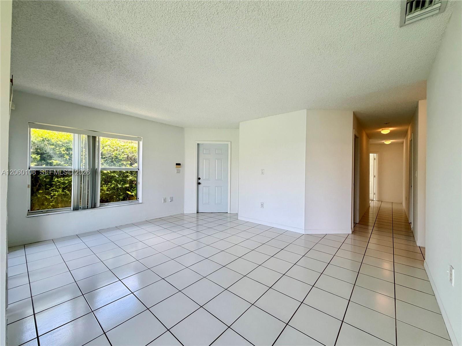 7557 SW 164th Ct, Miami FL 33193 photo 4