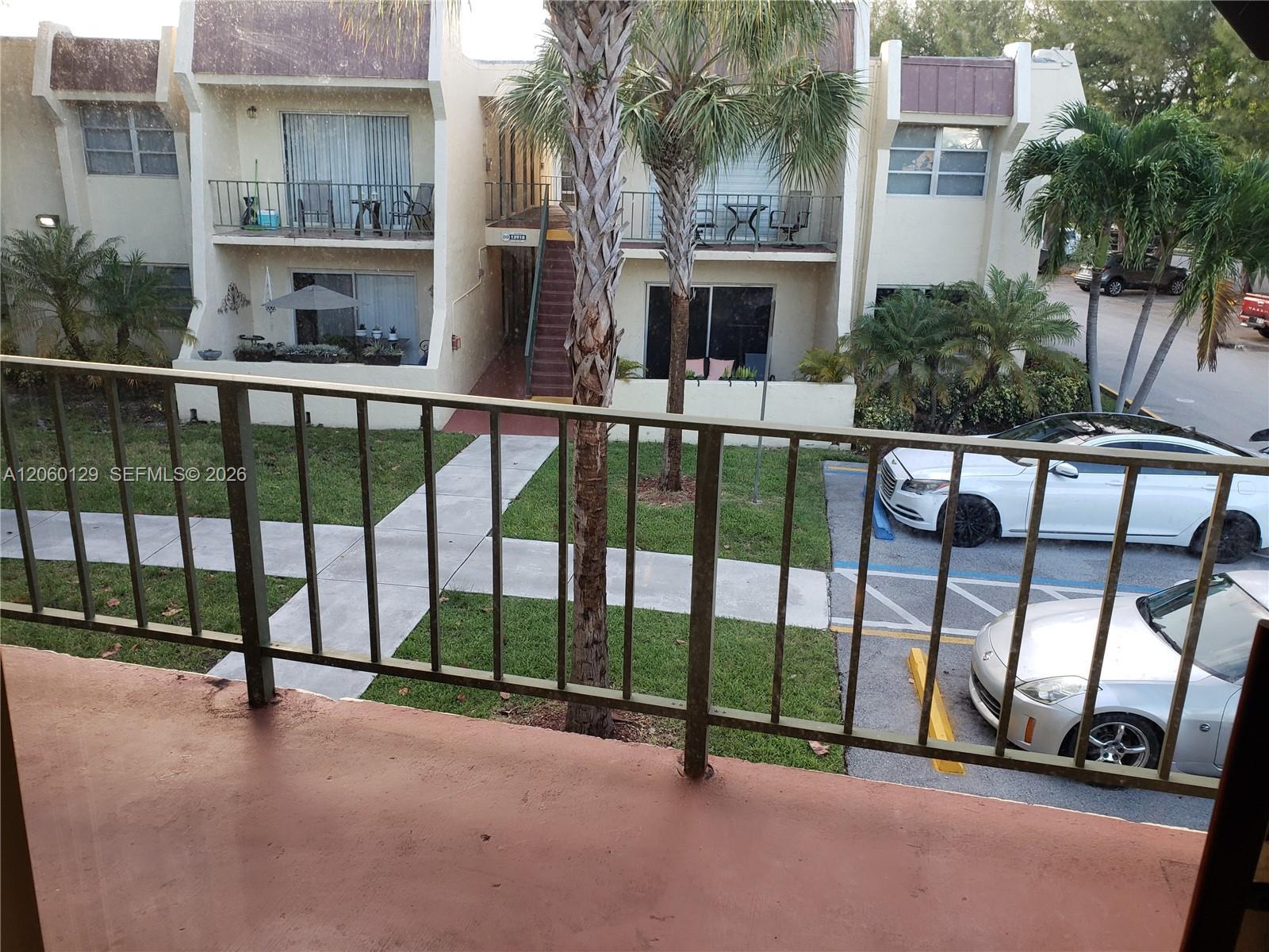 13934 SW 90th Ave, Miami FL 33176 photo 5