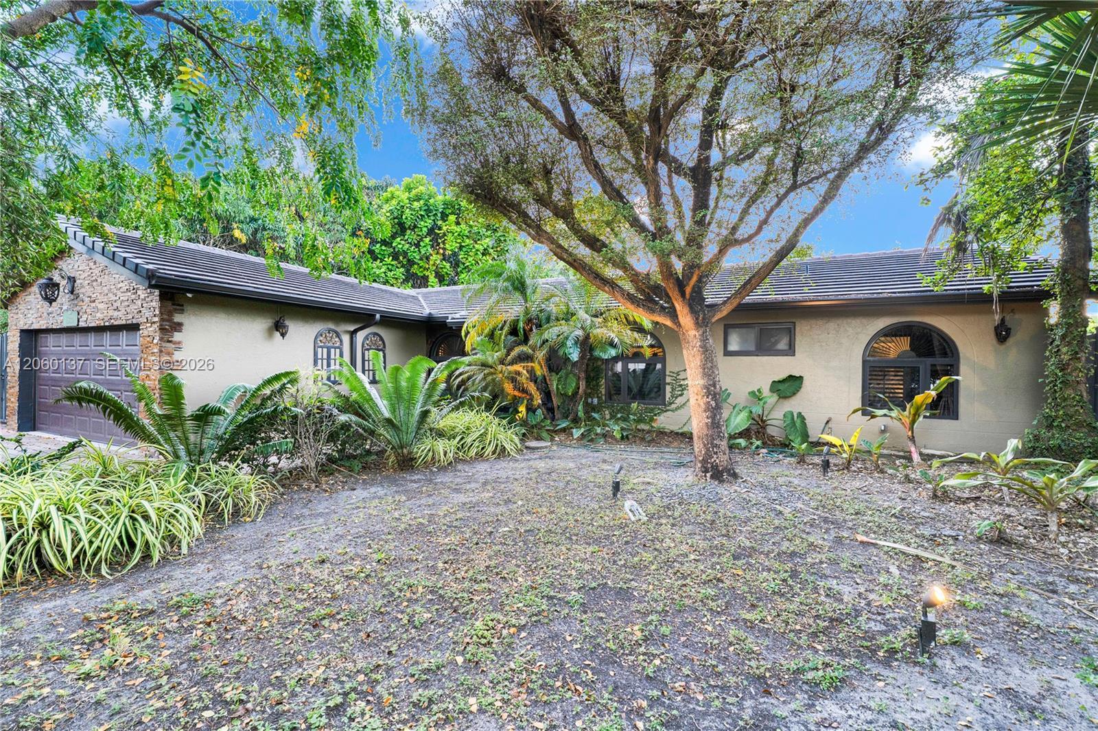 15830 SW 139th Ave, Miami FL 33177 photo 3