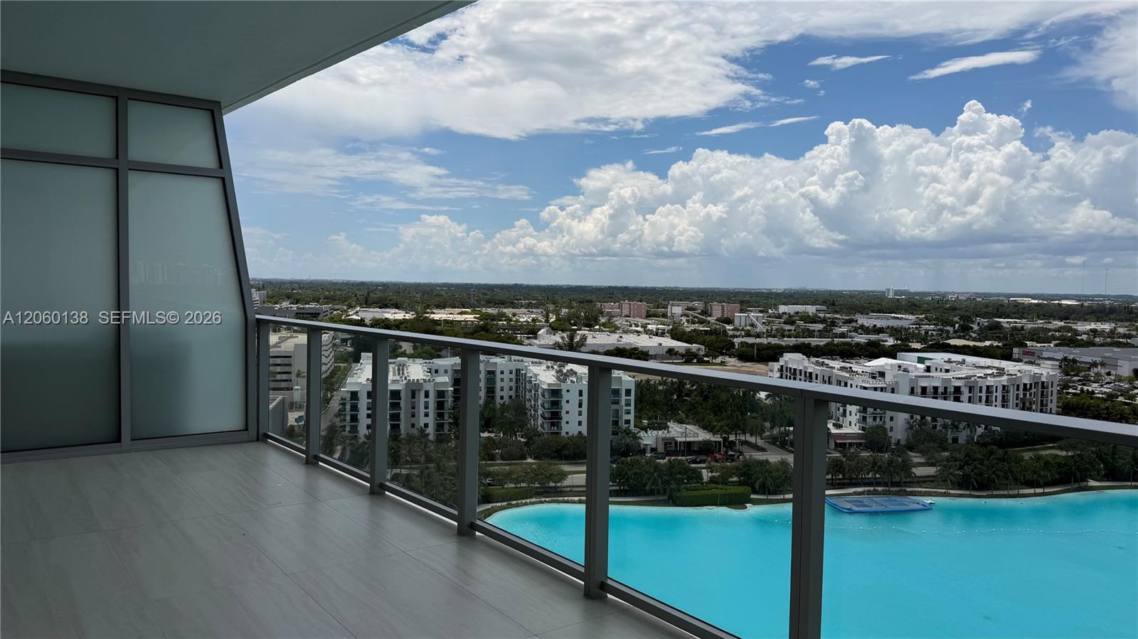 2411 Laguna Circle # 1510, North Miami FL 33181 photo 5
