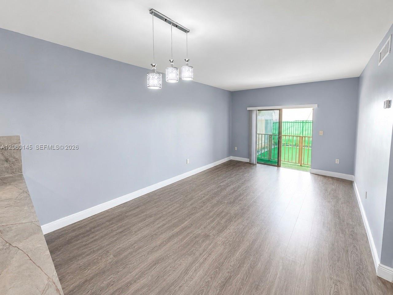 2400 NW 16th St Rd # 103, Miami FL 33125 photo 4