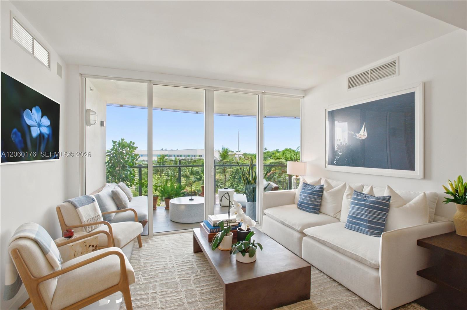 2155 Washington Ct # 504, Miami Beach FL 33139 photo 3