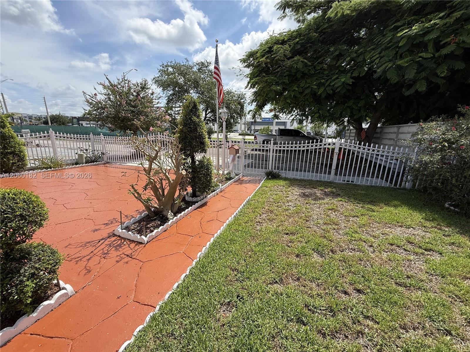 7510 W 4th Ave, Hialeah FL 33014 photo 4