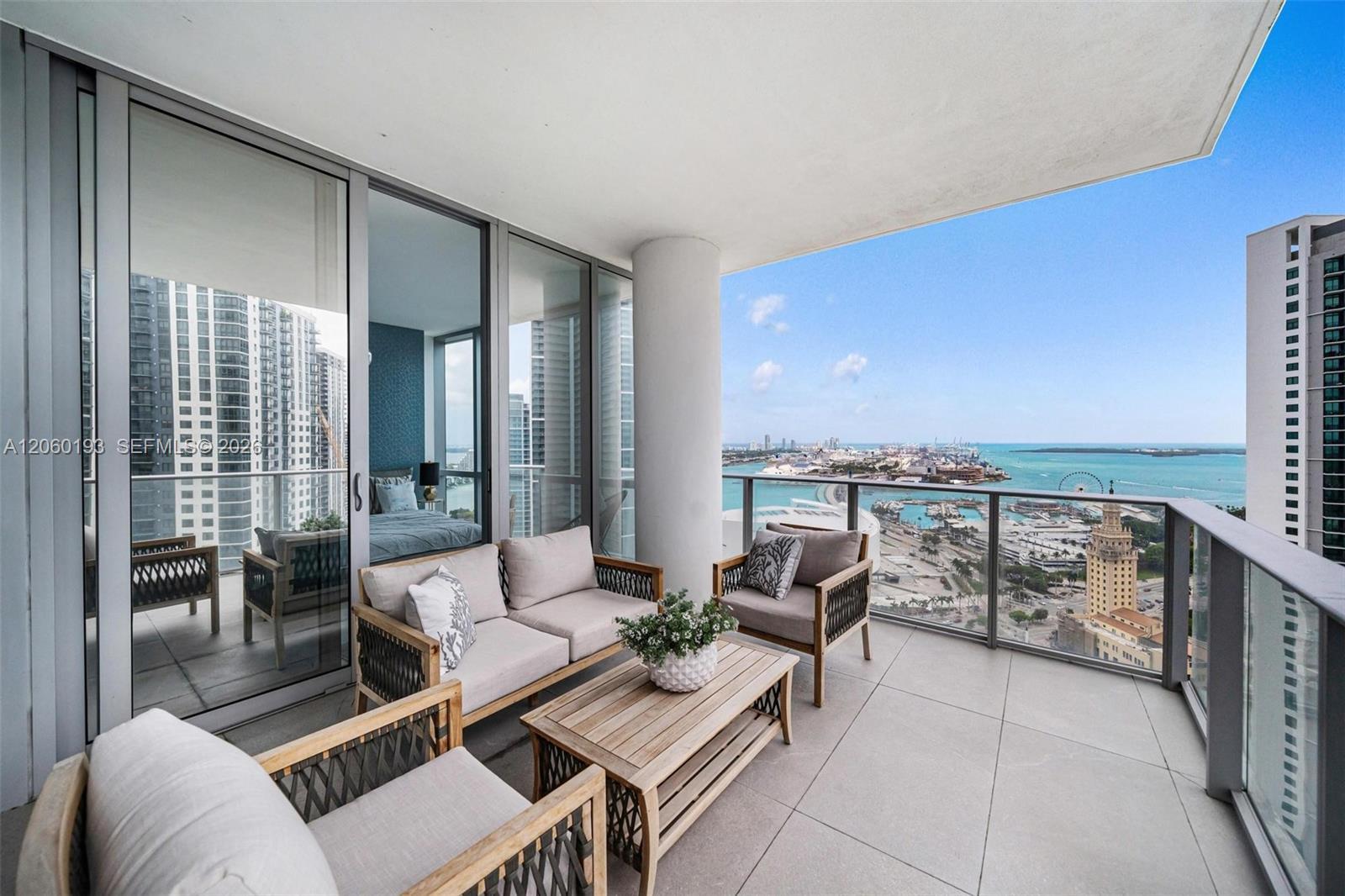 851 NE 1st Ave # 2911, Miami FL 33132