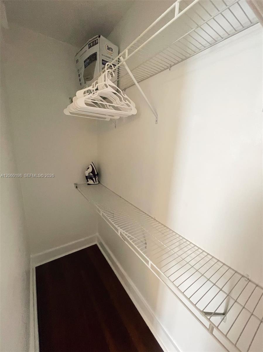 274 NW 32nd St # 1, Miami FL 33127 photo 4