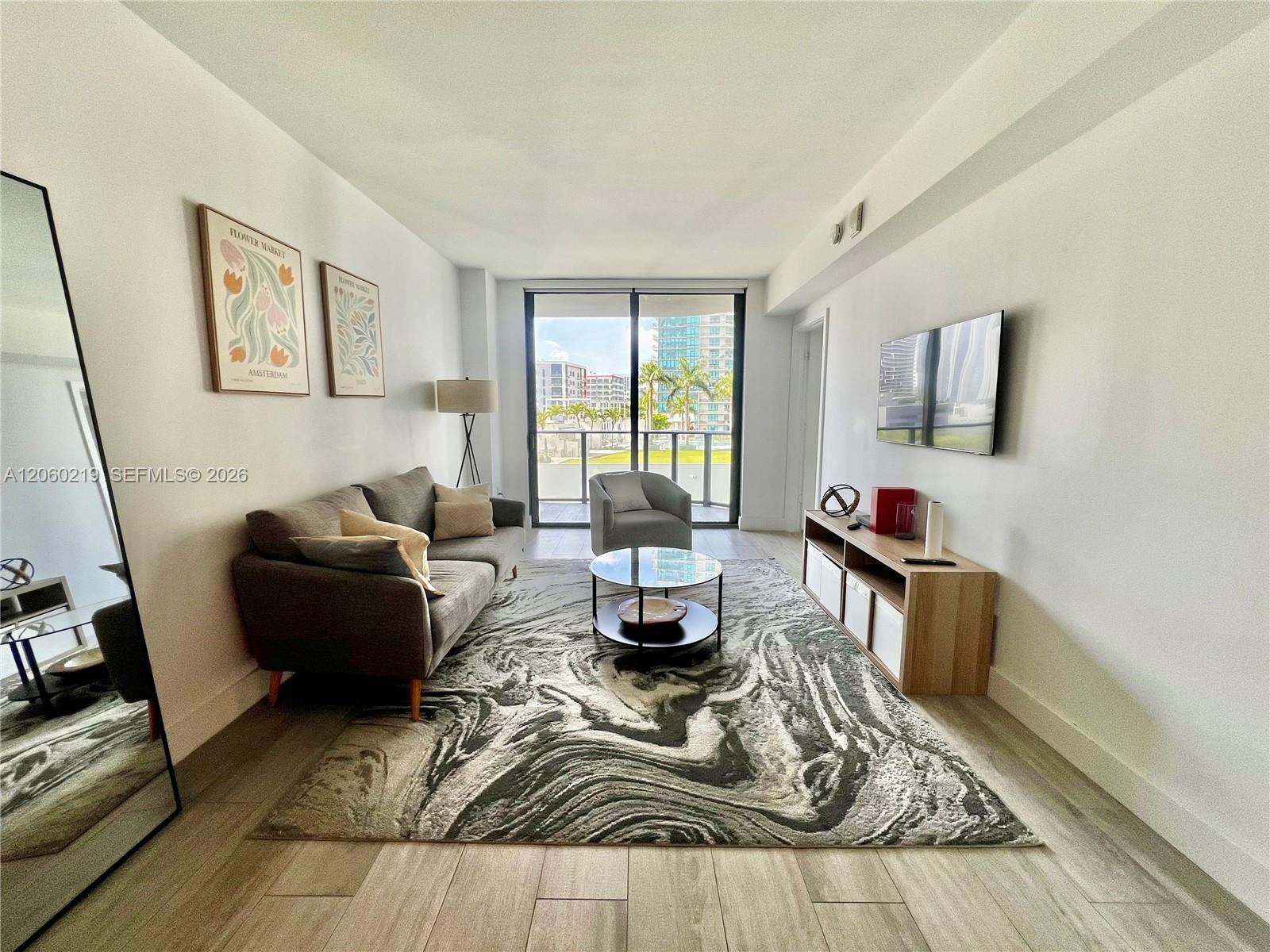 121 NE 34th St # 803, Miami FL 33137 photo 2
