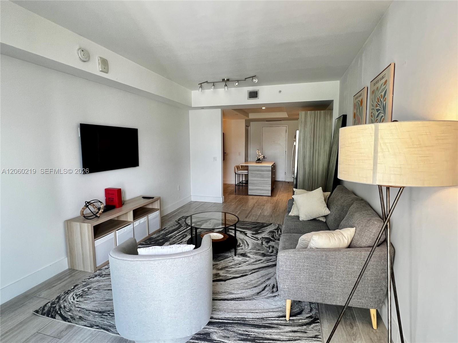 121 NE 34th St # 803, Miami FL 33137 photo 3
