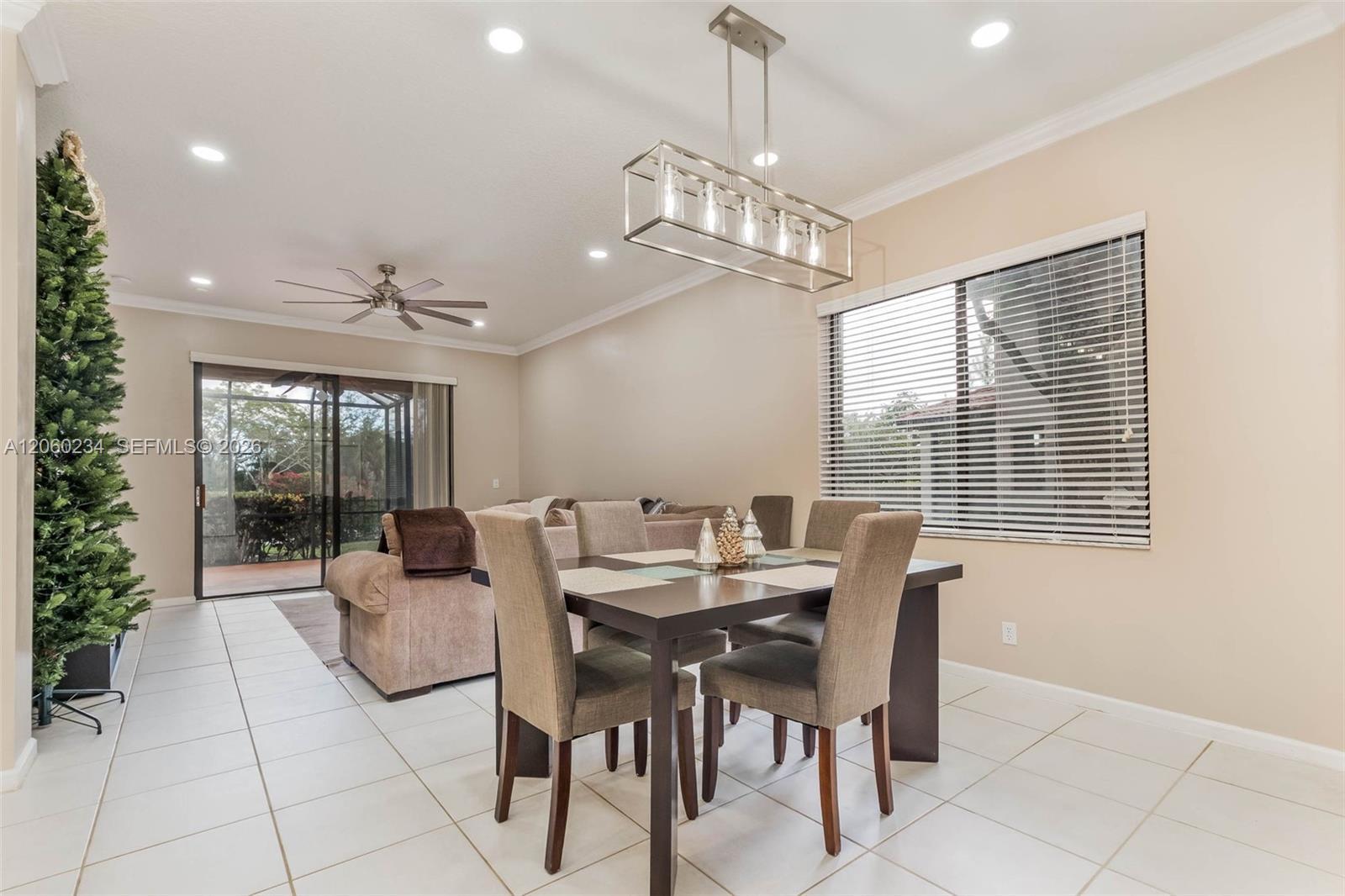 3044 La Mirage Dr, Lauderhill FL 33319 photo 2