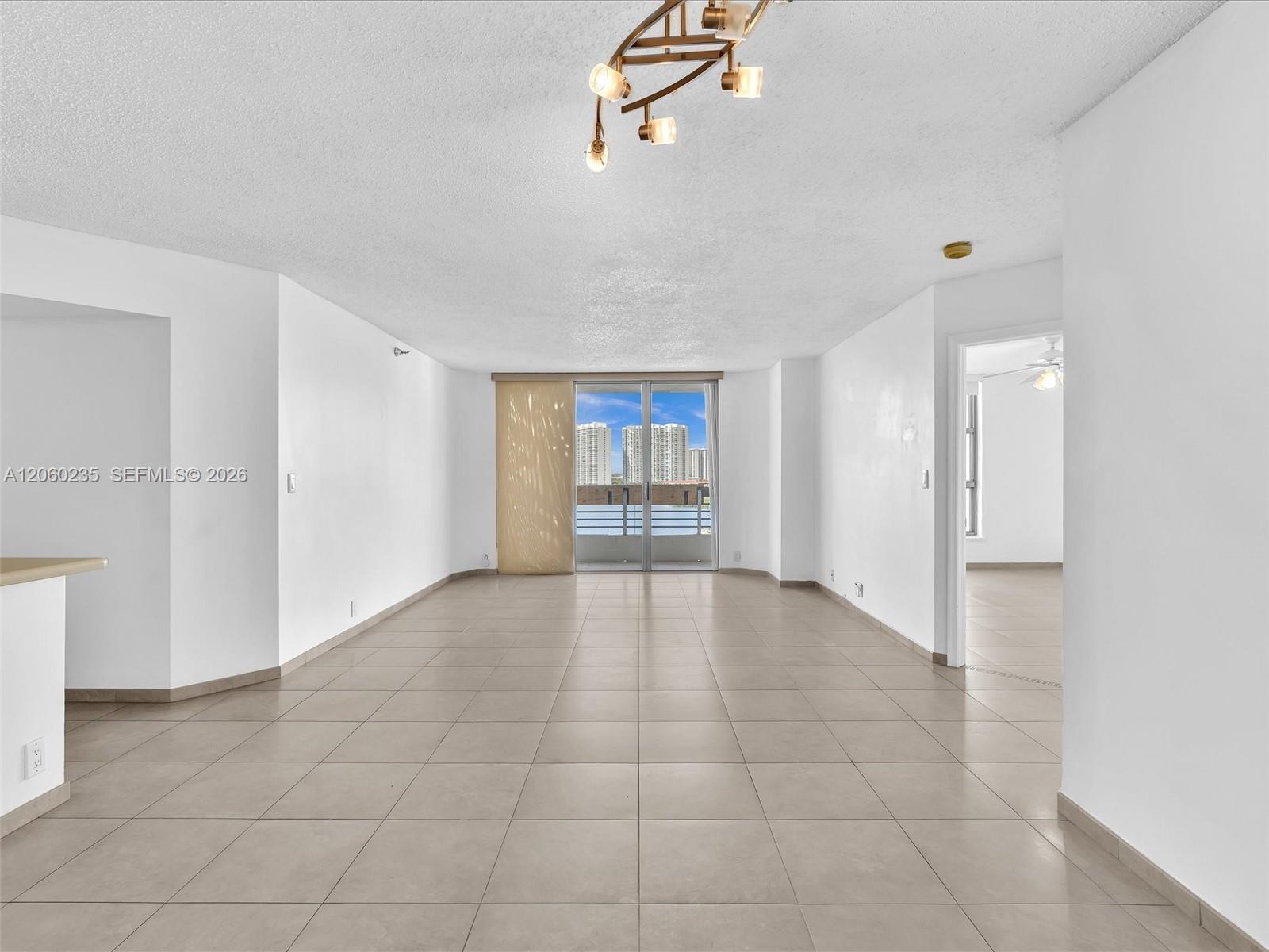 3530 Mystic Pointe Dr # 1004, Aventura FL 33180 photo 4