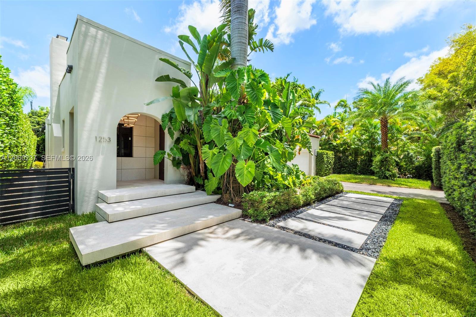 1253 Obispo Ave, Coral Gables FL 33134 photo 3