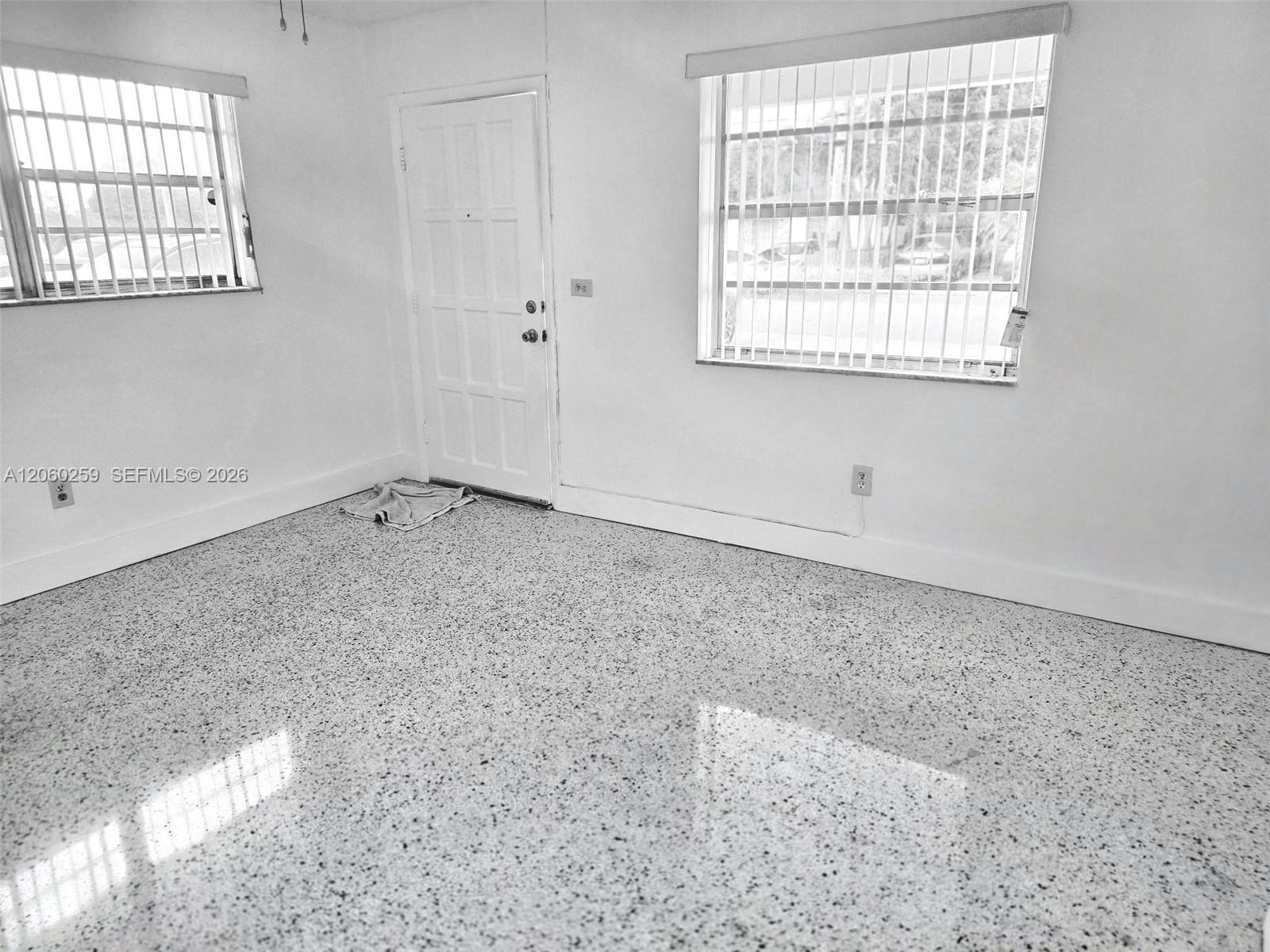 11040 SW 4th St, Sweetwater FL 33174 photo 3
