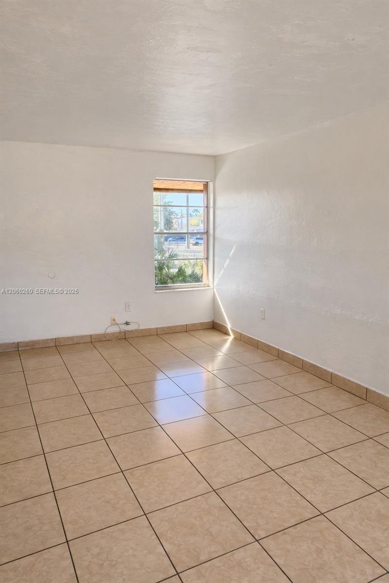 6850 W 14th Ct # A15, Hialeah FL 33014 photo 4