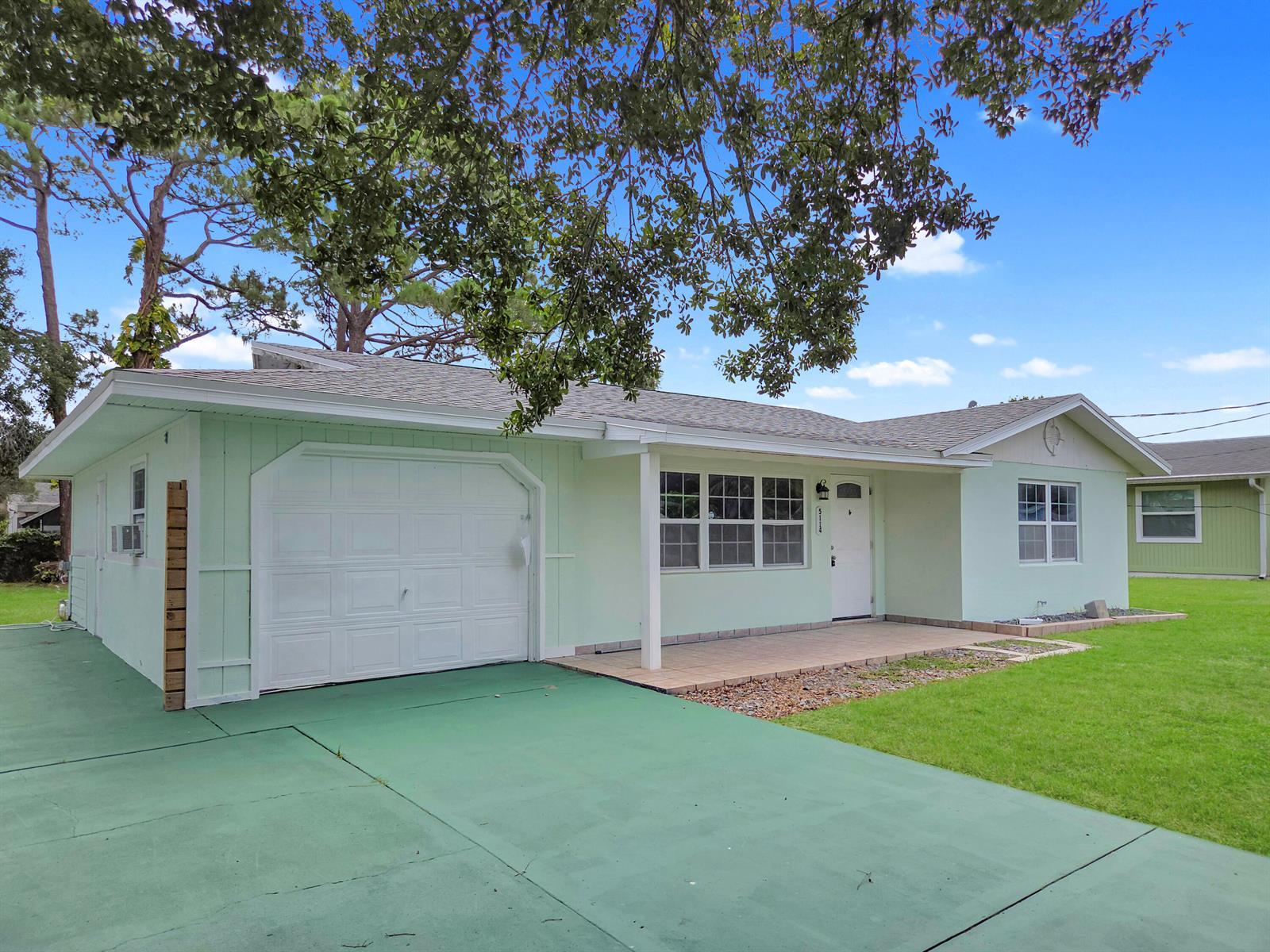 5114 MYRTLE Drive, Fort Pierce FL 34982 photo 2