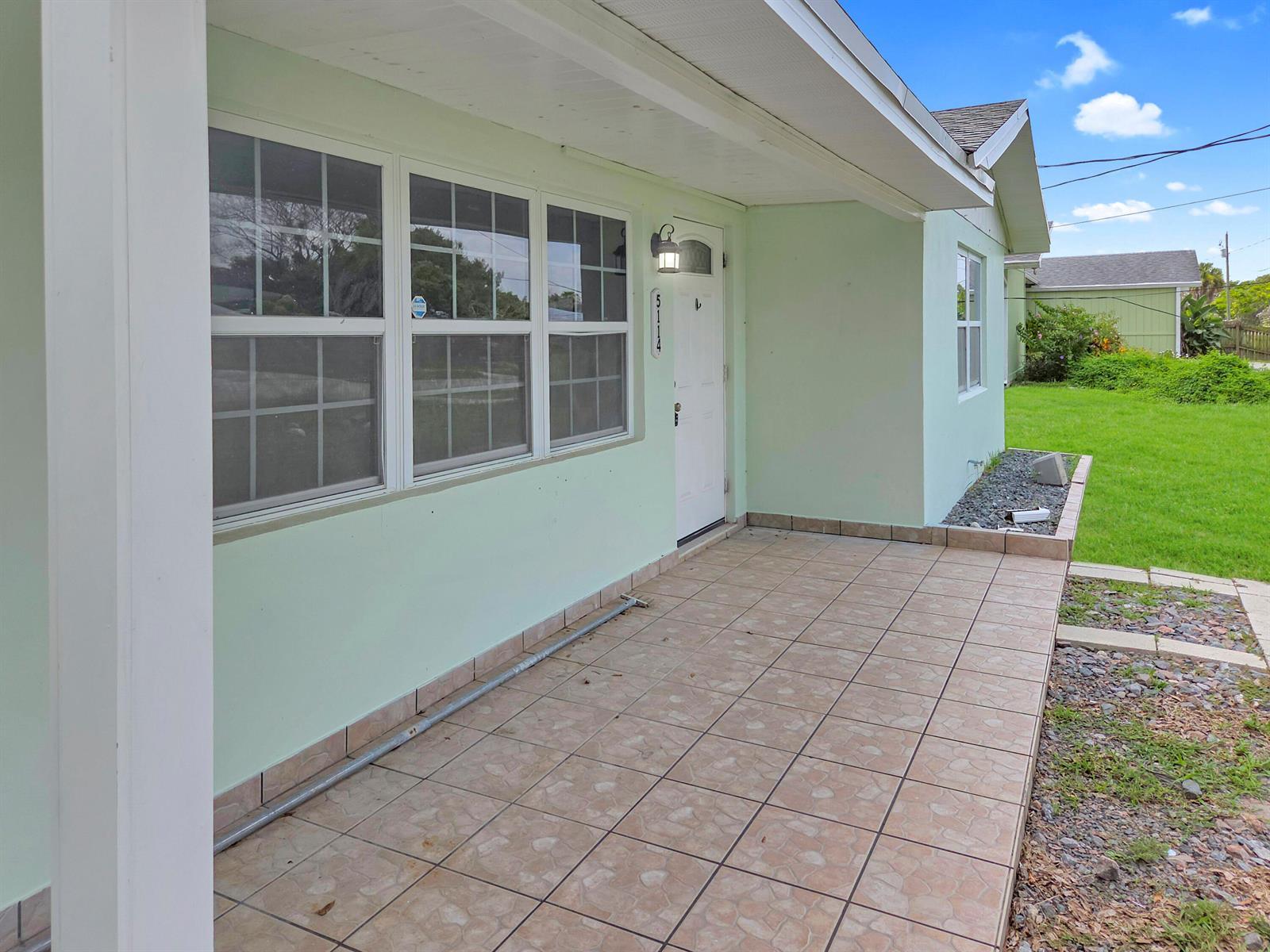 5114 MYRTLE Drive, Fort Pierce FL 34982 photo 3