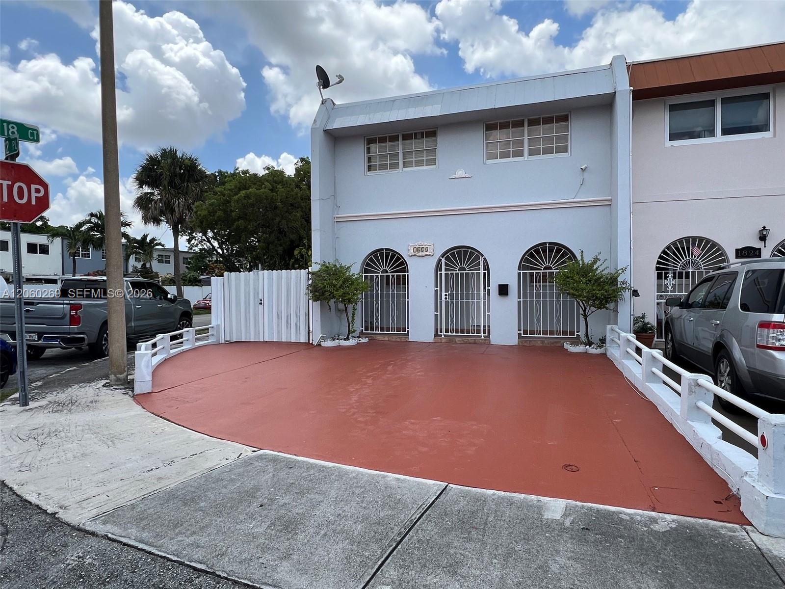 1820 W 72nd Pl, Hialeah FL 33014
