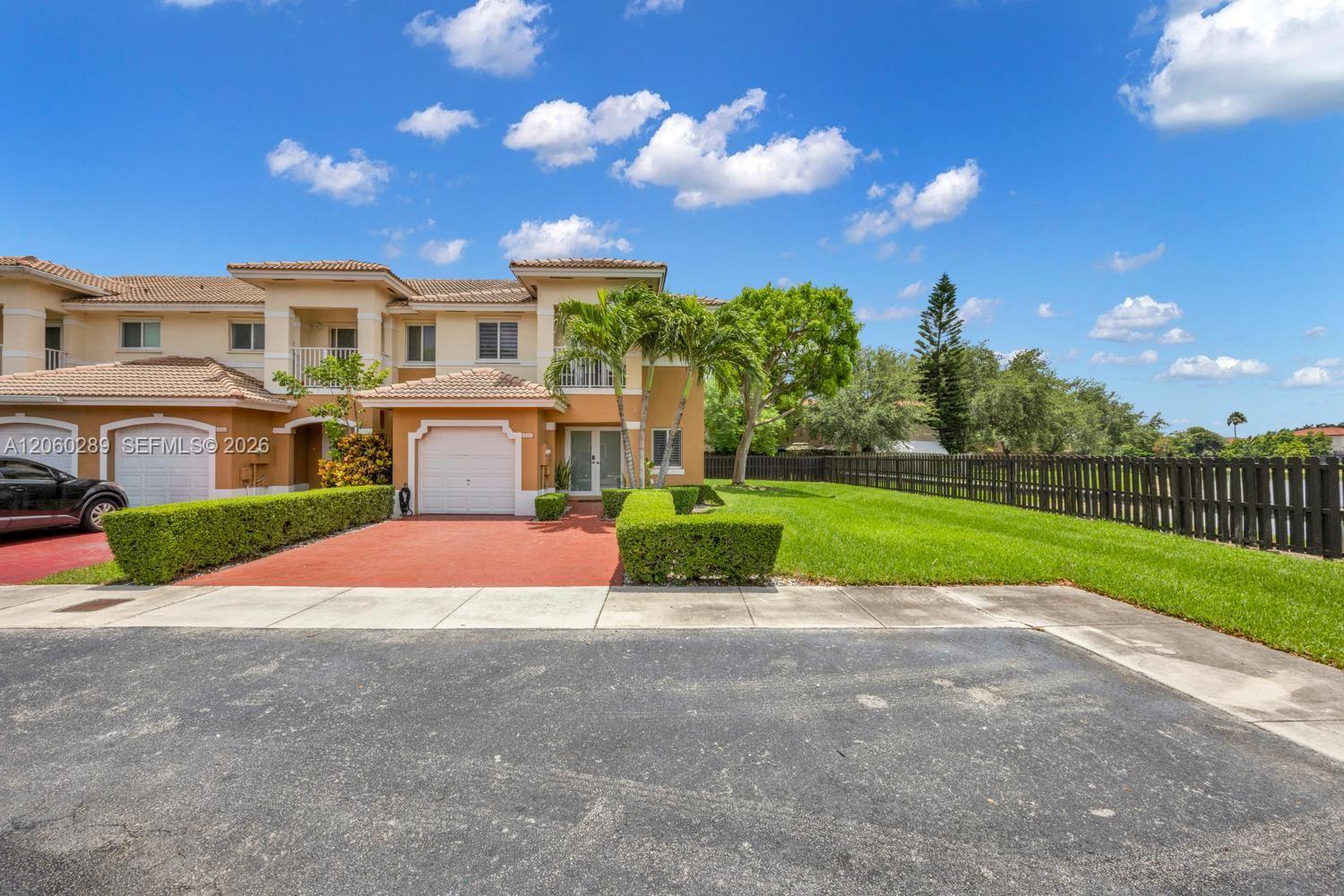16292 SW 57th Ln, Miami FL 33193 photo 2