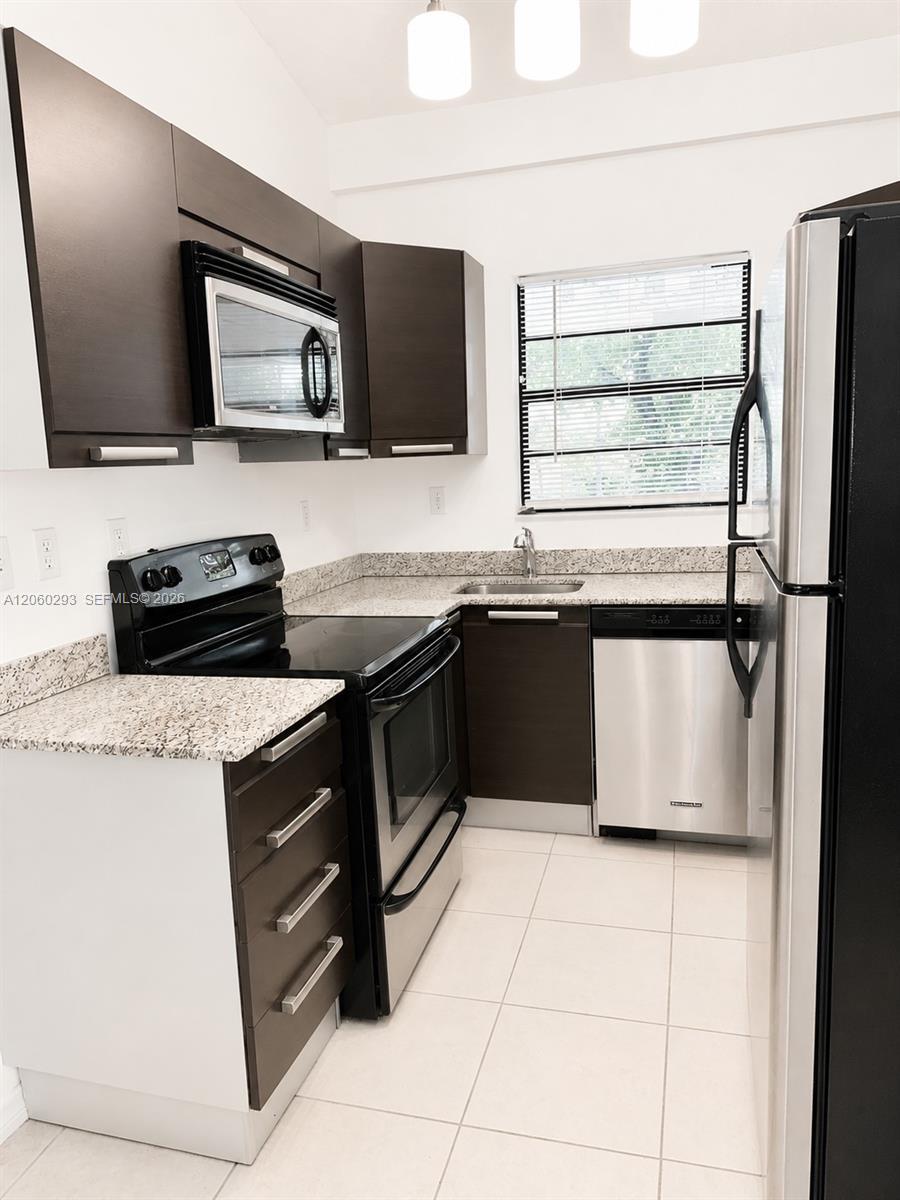 11219 Royal Palm Blvd # 0, Coral Springs FL 33065