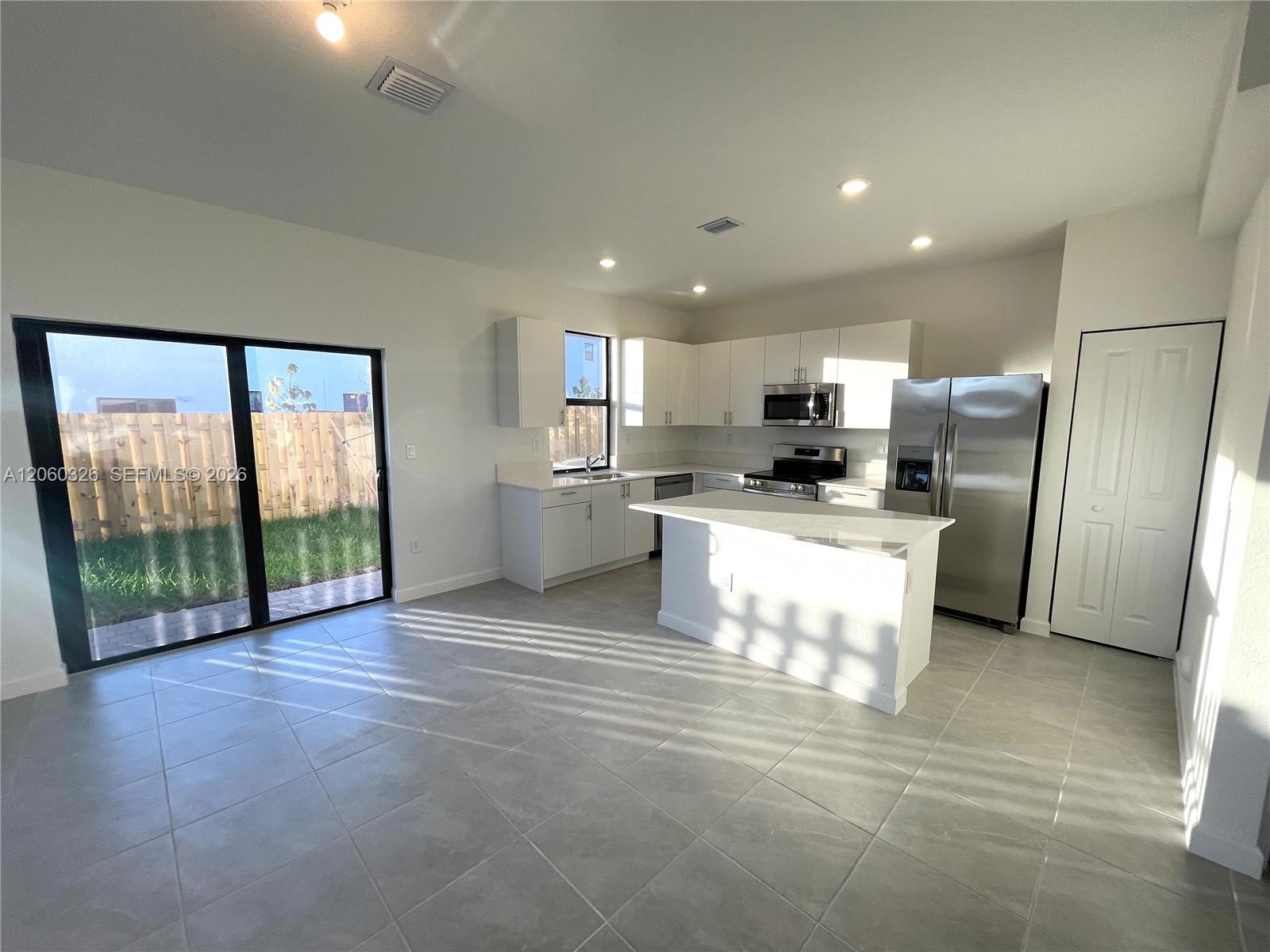 23172 SW 130th Ave # 23172, Miami FL 33170 photo 4