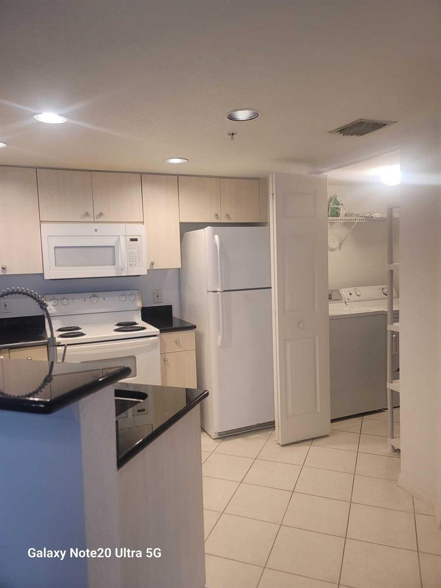 1801 N Flagler Drive # 408, West Palm Beach FL 33407 photo 2