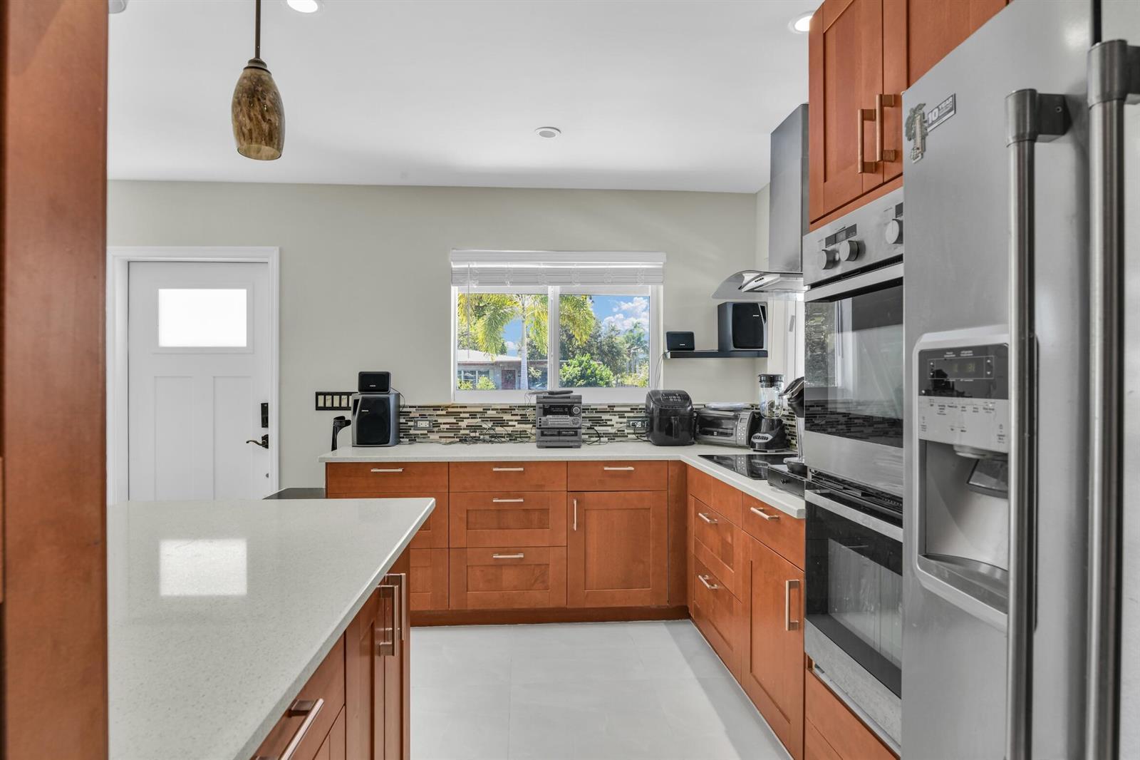 1218 SW 2ND Avenue, Pompano Beach FL 33060 photo 4