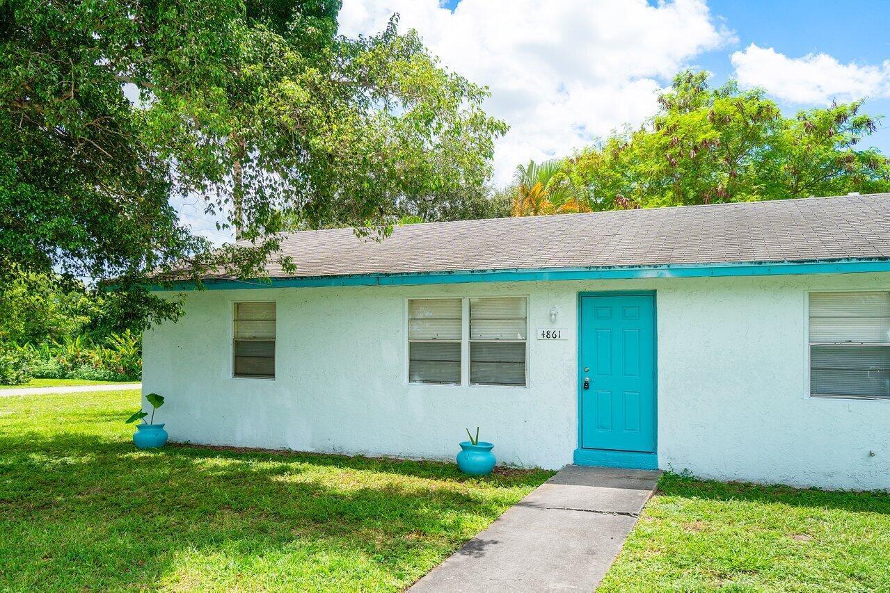4861 Gulfstream Road, Lake Worth FL 33460 photo 2