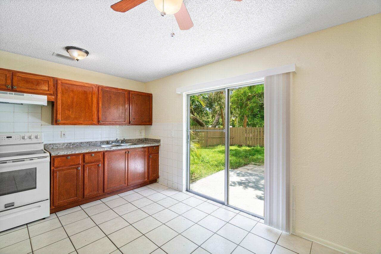 4861 Gulfstream Road, Lake Worth FL 33460 photo 5
