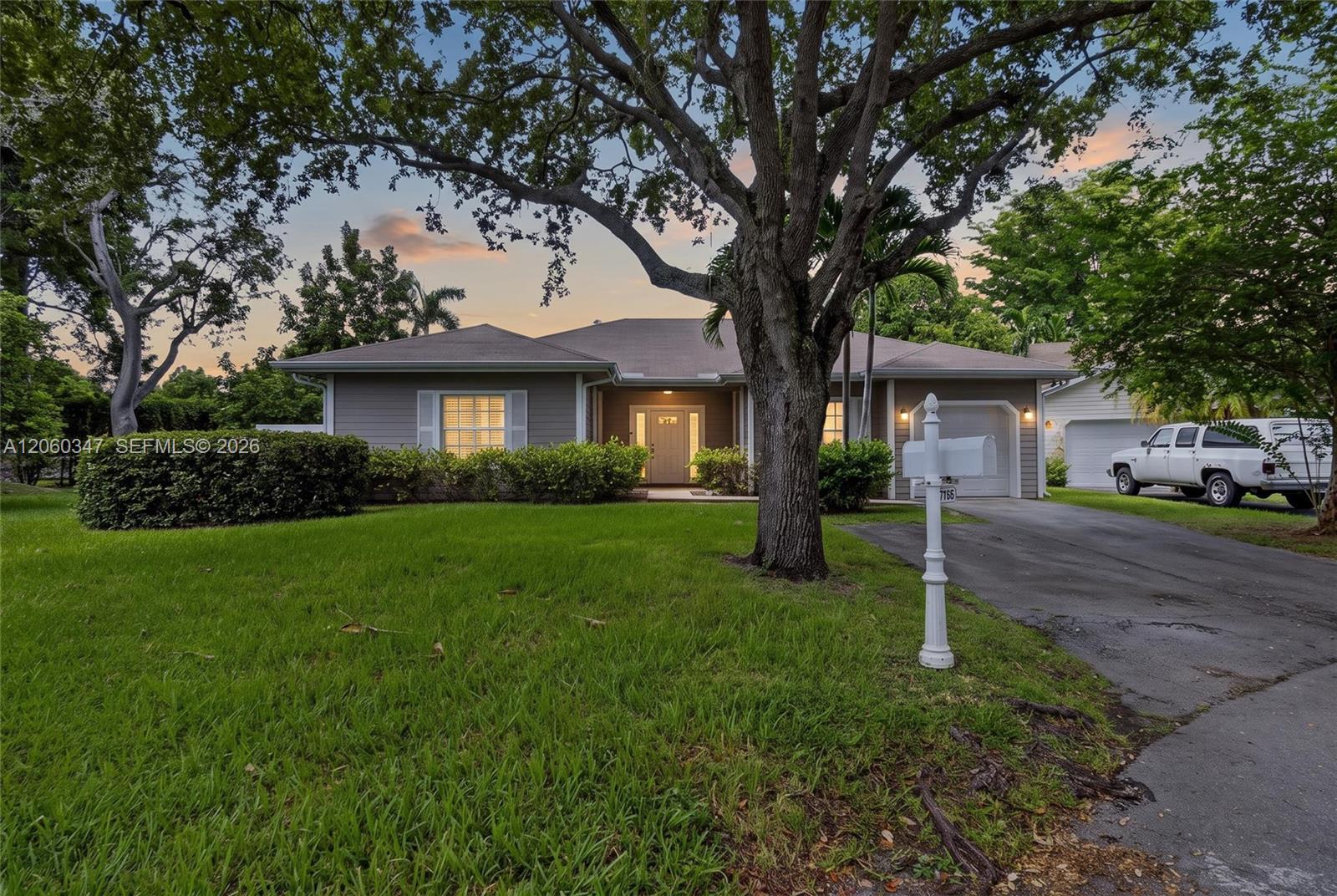15166 SW 142nd Ct, Miami FL 33186