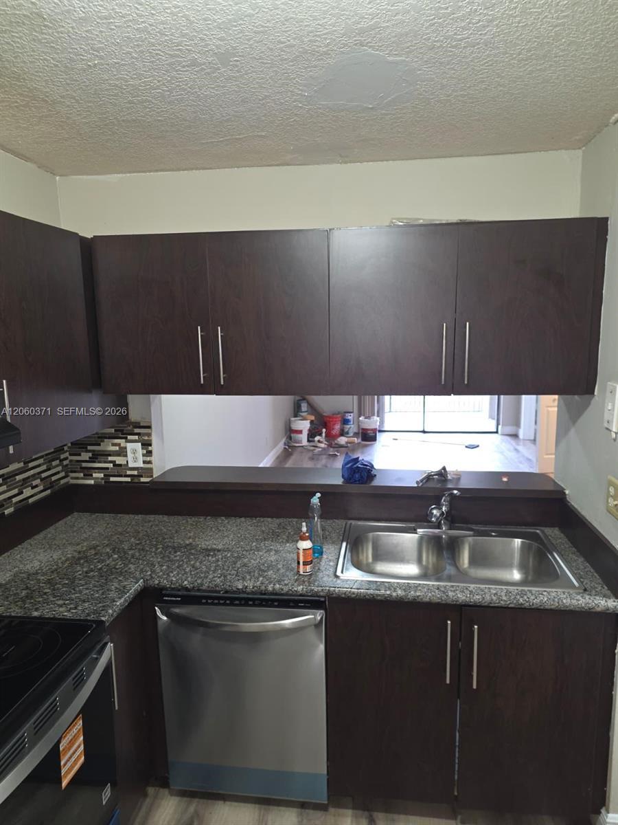 Miramar, FL 33025 photo 3