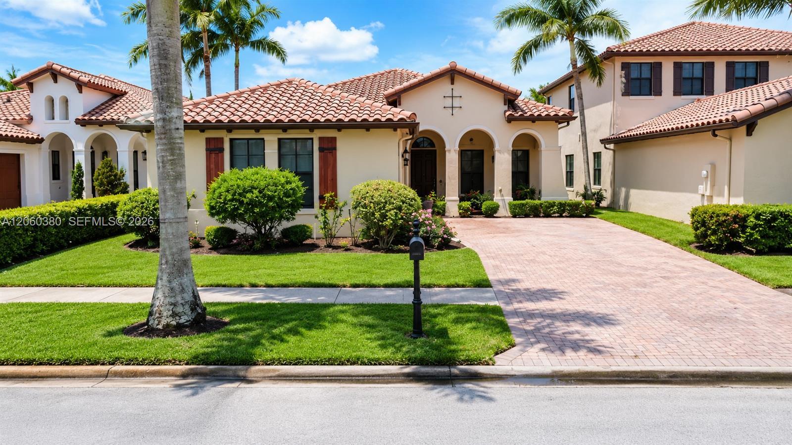 8514 NW 37th Ct, Cooper City FL 33024