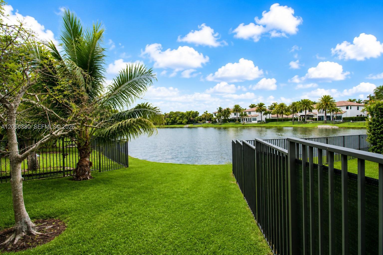 8514 NW 37th Ct, Cooper City FL 33024 photo 5