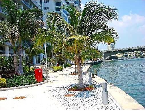 690 SW 1st Ct # 1923, Miami FL 33130 photo 4