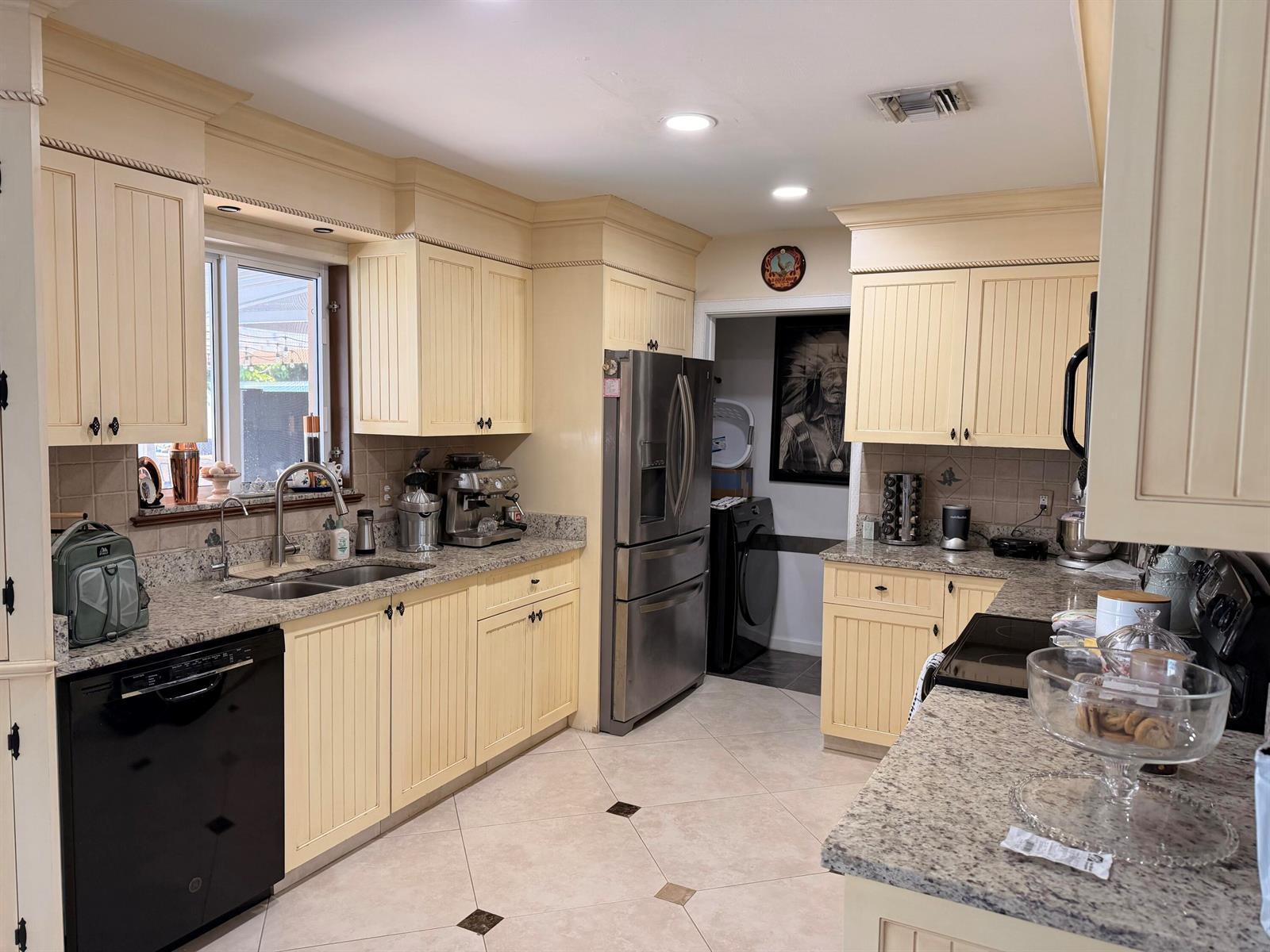 1905 S FLORIDA MANGO Road, West Palm Beach FL 33406 photo 2