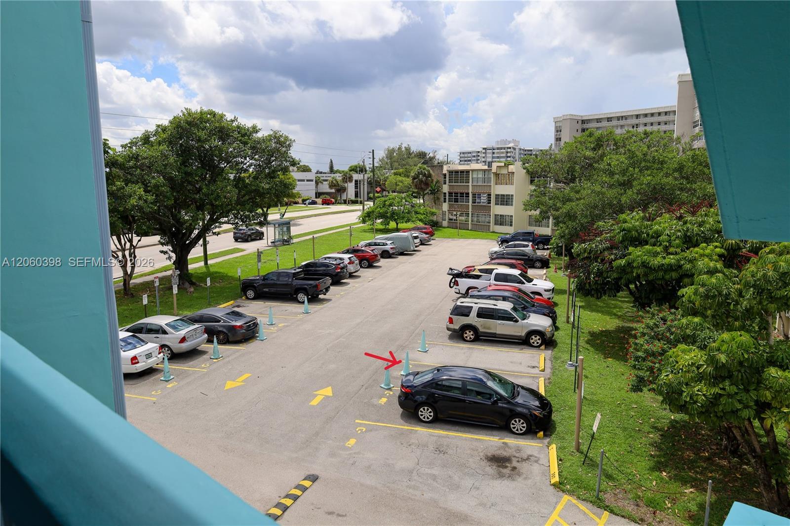 1501 NE Miami Gardens Dr # 351, Miami FL 33179 photo 2