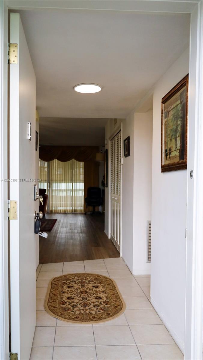 1501 NE Miami Gardens Dr # 351, Miami FL 33179 photo 3