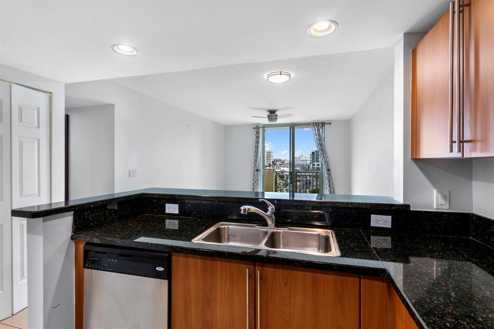 610 CLEMATIS Street # 418, West Palm Beach FL 33401 photo 2