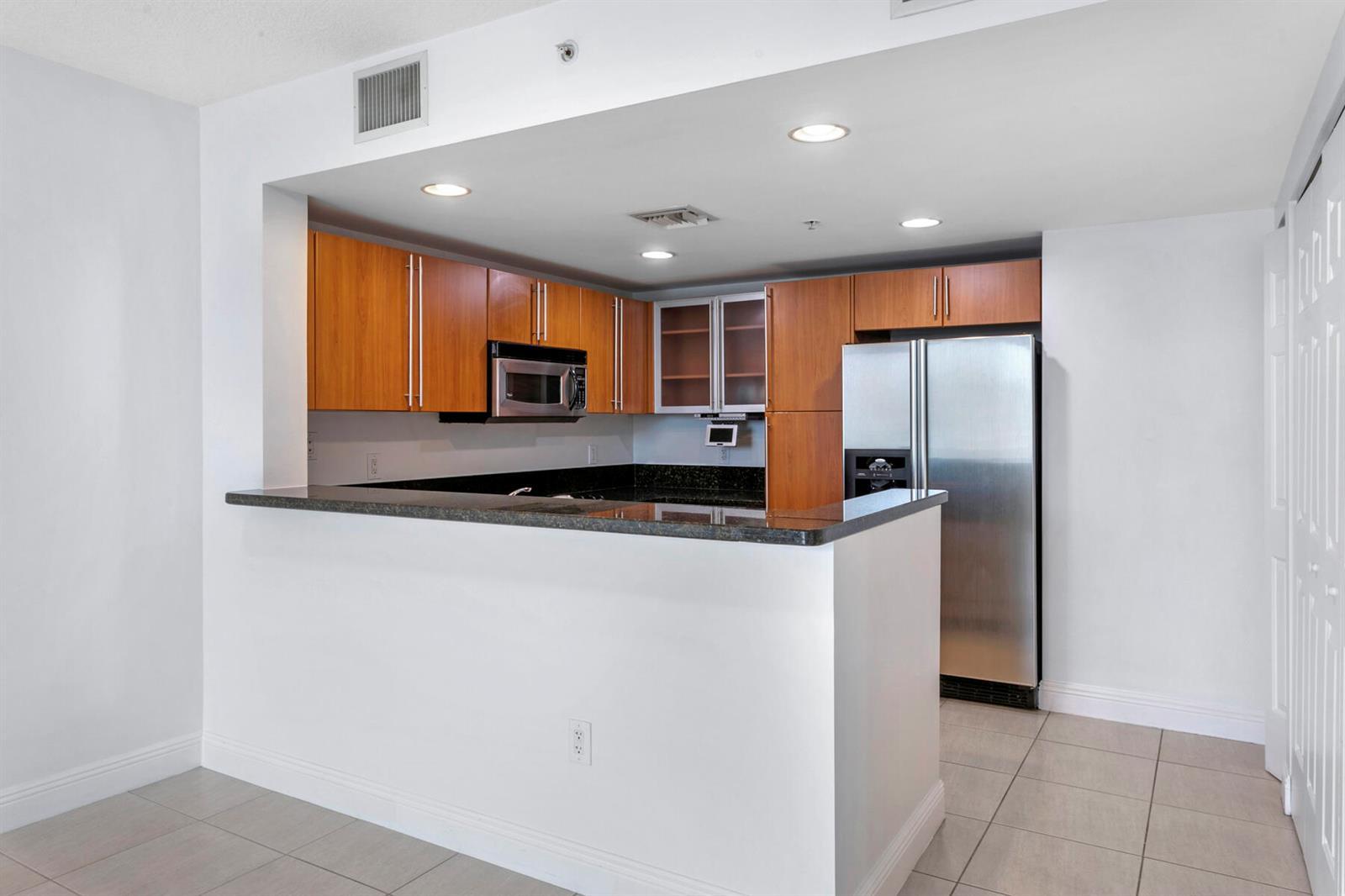 610 CLEMATIS Street # 418, West Palm Beach FL 33401 photo 5