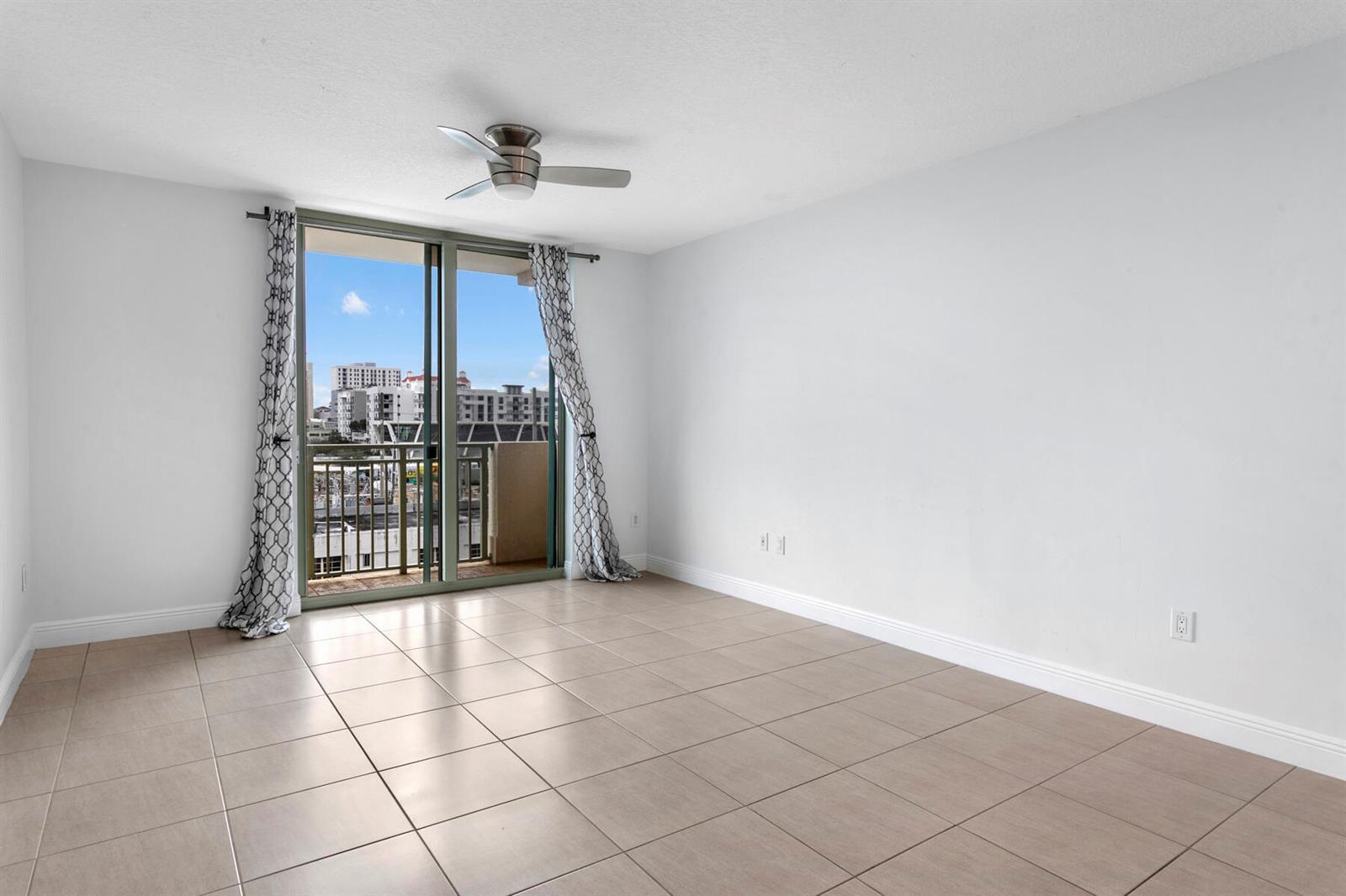 610 CLEMATIS Street # 418, West Palm Beach FL 33401 photo 4