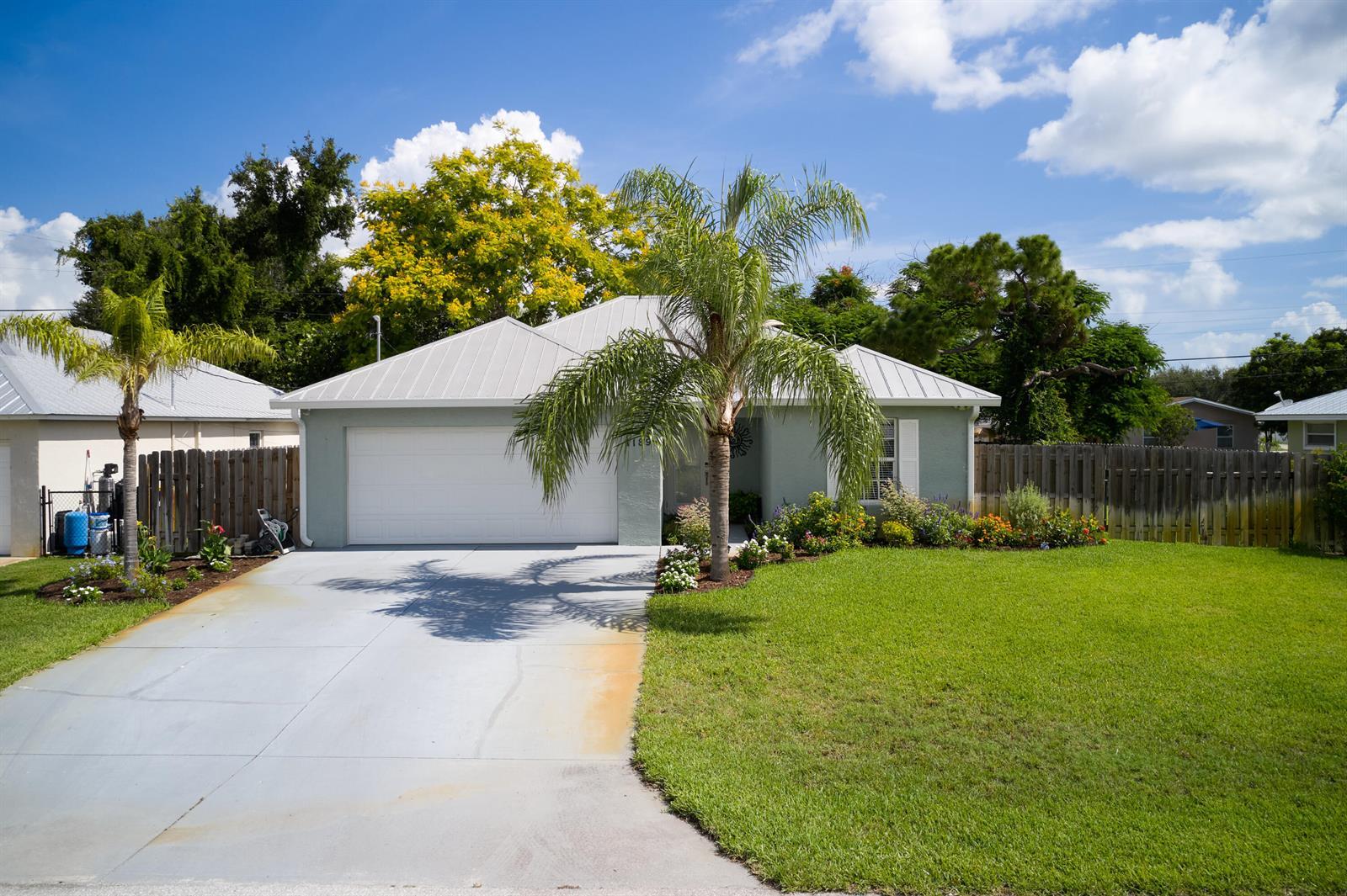 1189 NW 15th Street, Stuart FL 34994 photo 2