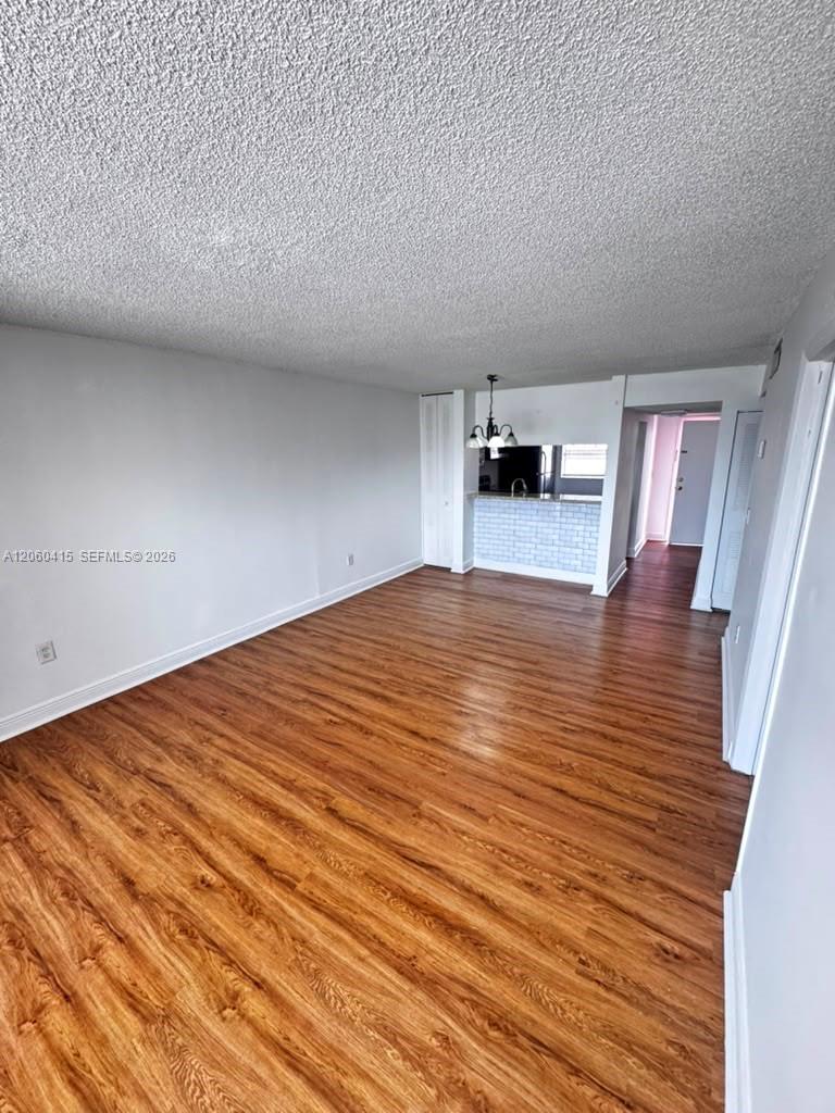 Miami, FL 33157 photo 3