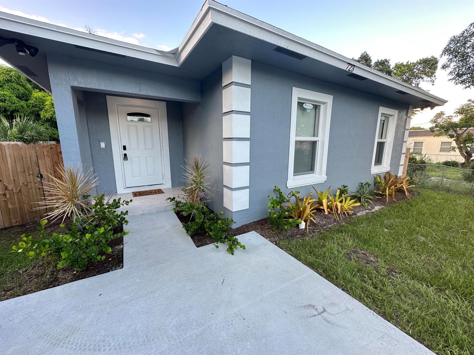 723 20TH Street, West Palm Beach FL 33407